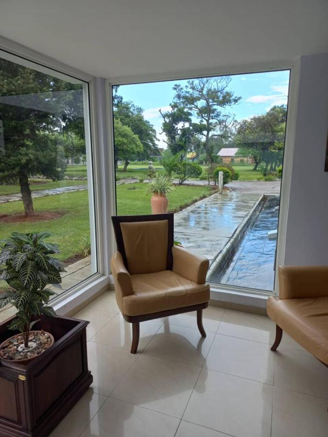 Crescent Lodge Livingstone Buitenkant foto